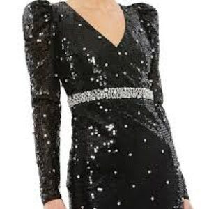 ✔️#60B BNWT MAC FUGGAL RHINESTONEE ENCRUSTED GOWN #10736